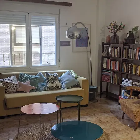 Preciosa, Muy Centrica Y Tranquila Viajeros